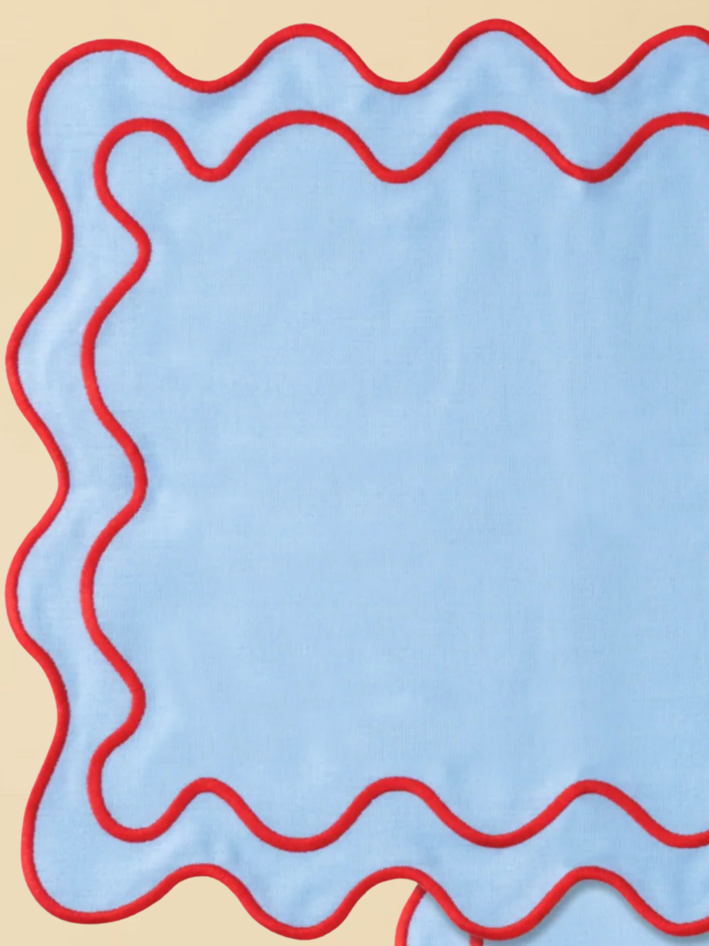 Blue Wavy Scallop Placemat Set