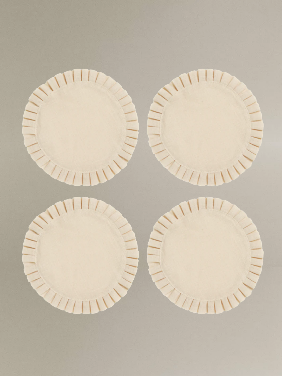 Cream Pleated Jute Placemat Set
