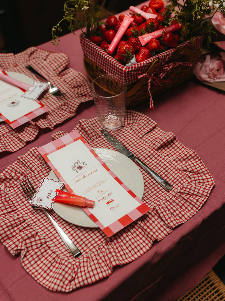 Red Gingham Ruffle Placemat Set
