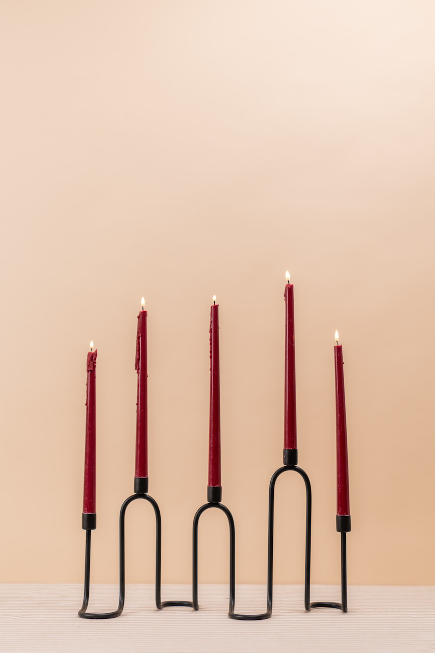 Black Wavy 5-arm Metal Candelabra