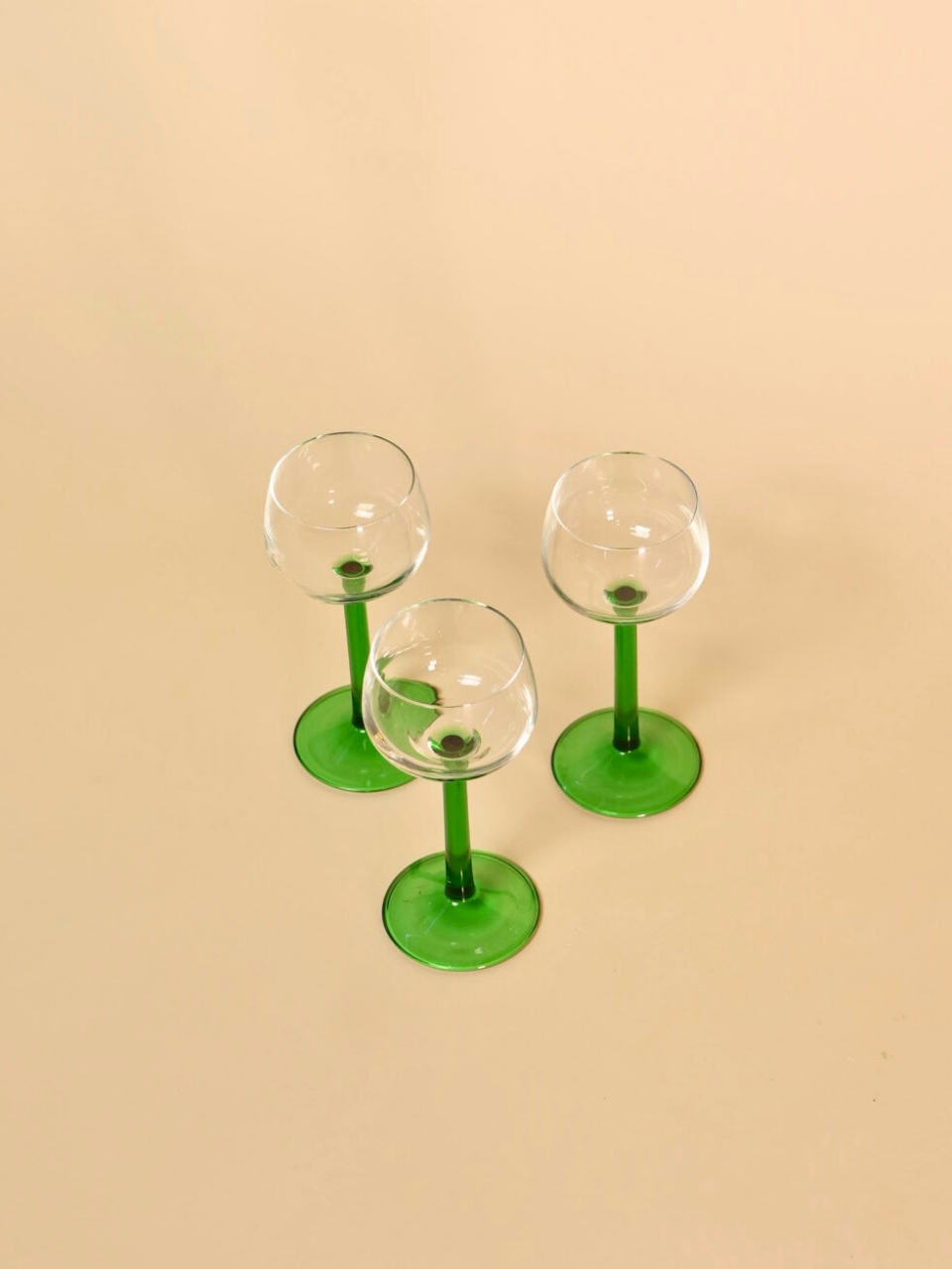 Green Stem Wine Glass Set