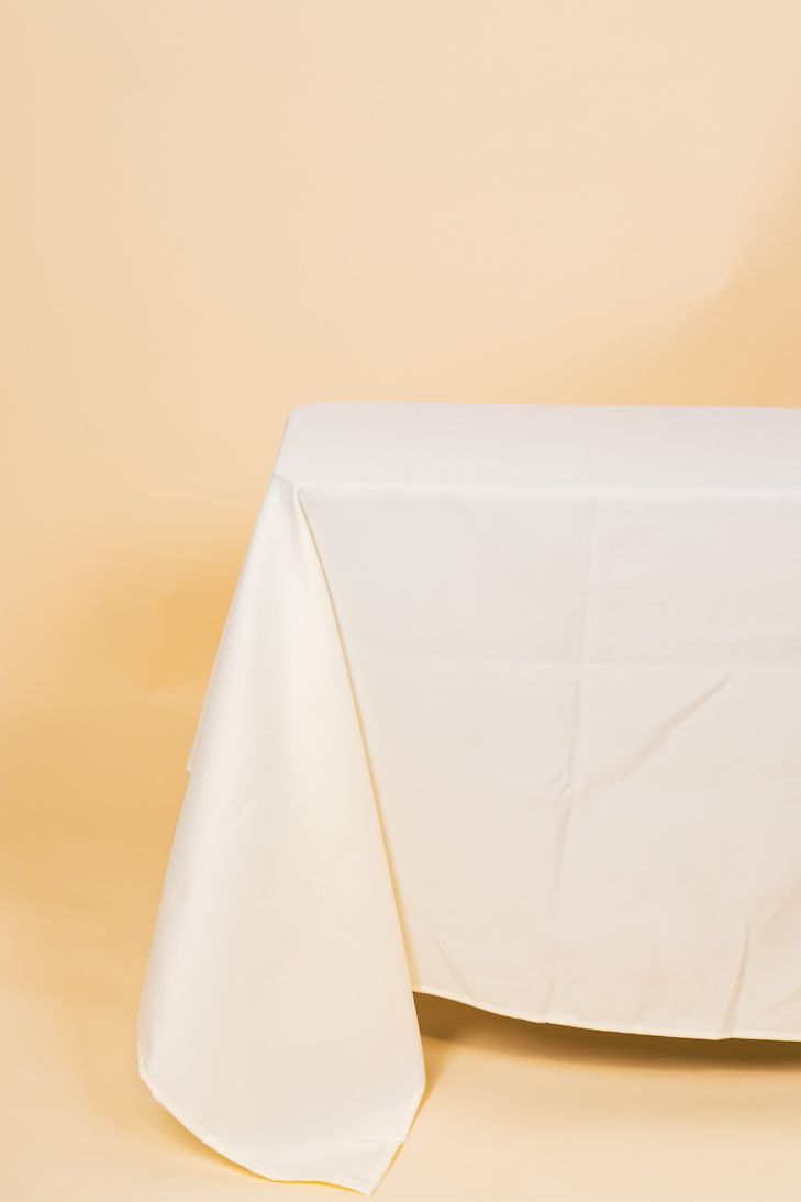Ivory Medium Polyester Tablecloth