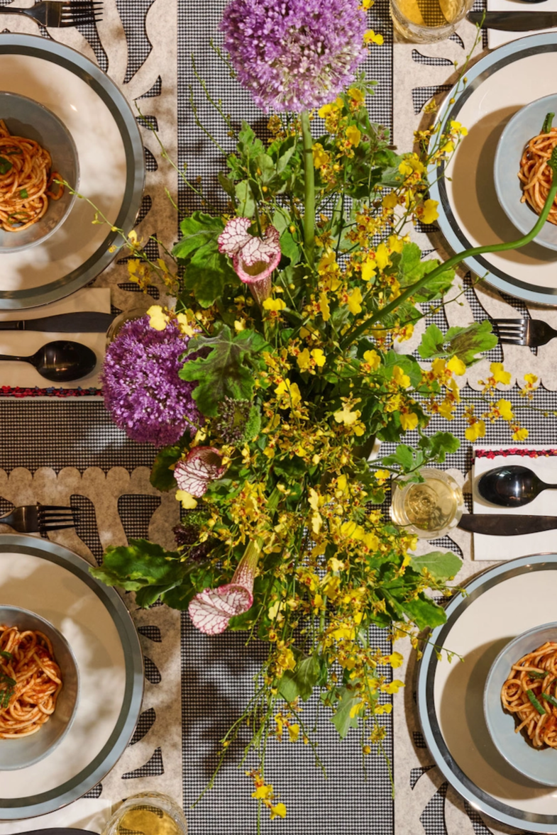 Noir Royale Tablecloth