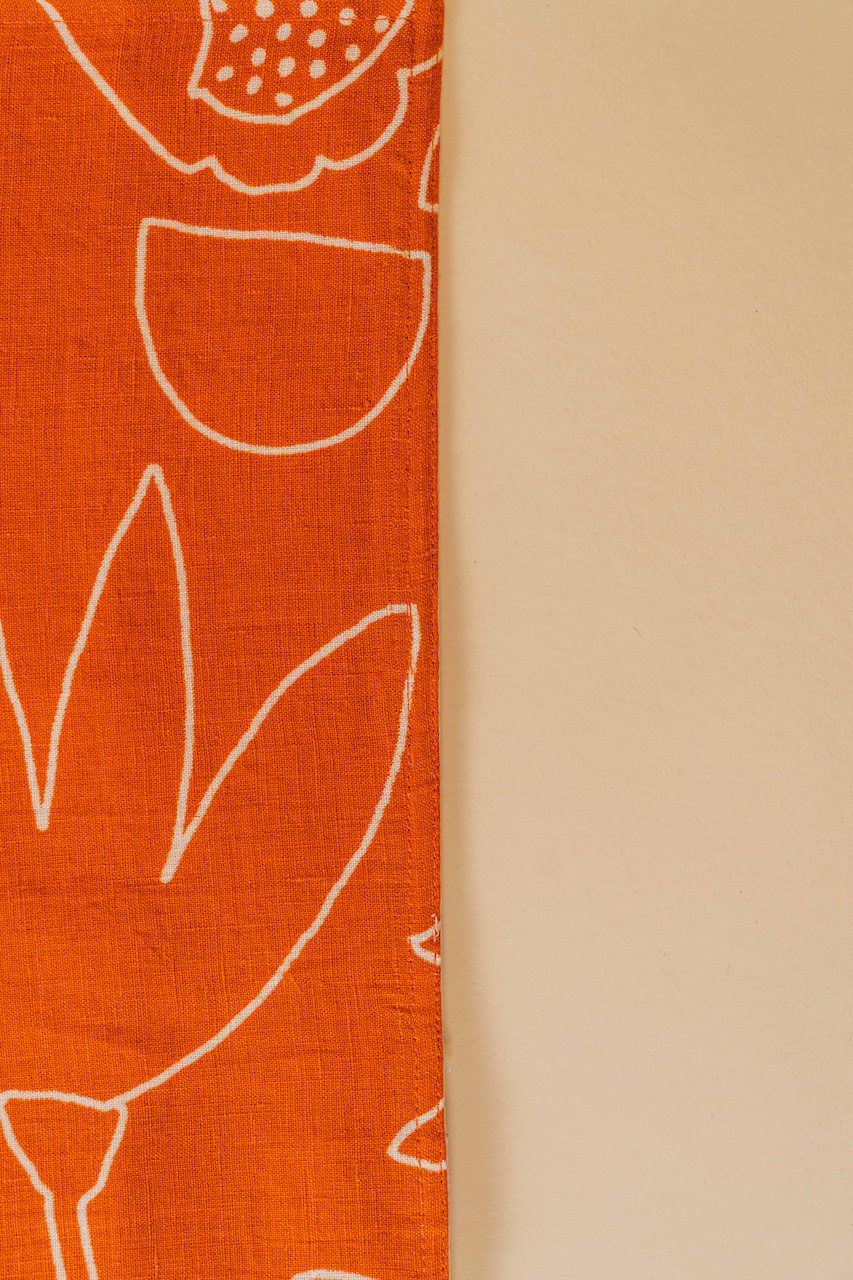 Outline Floral Placemat