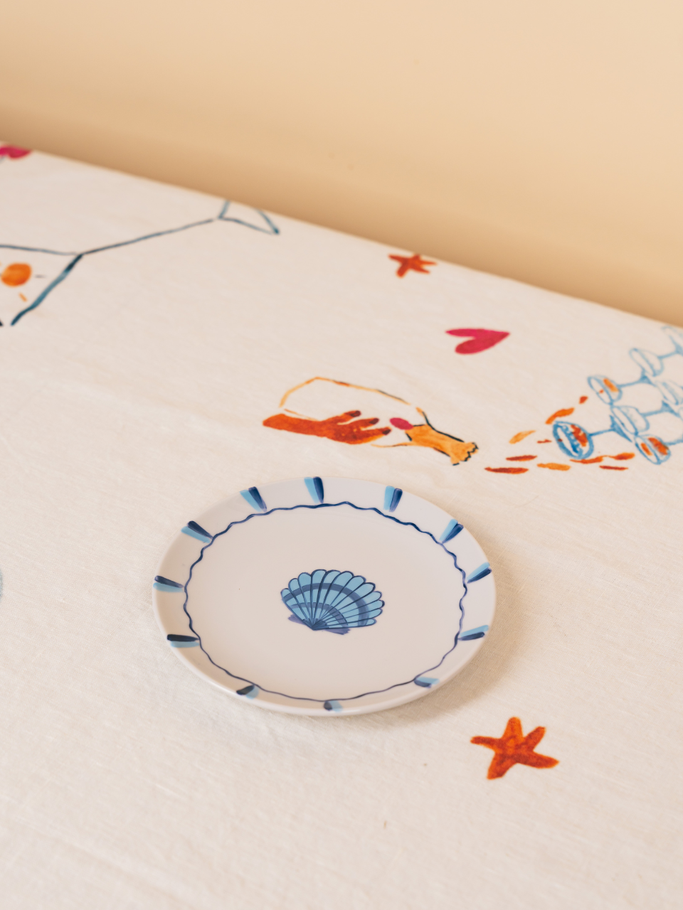 Petxina Hand Painted Dessert Plate Set