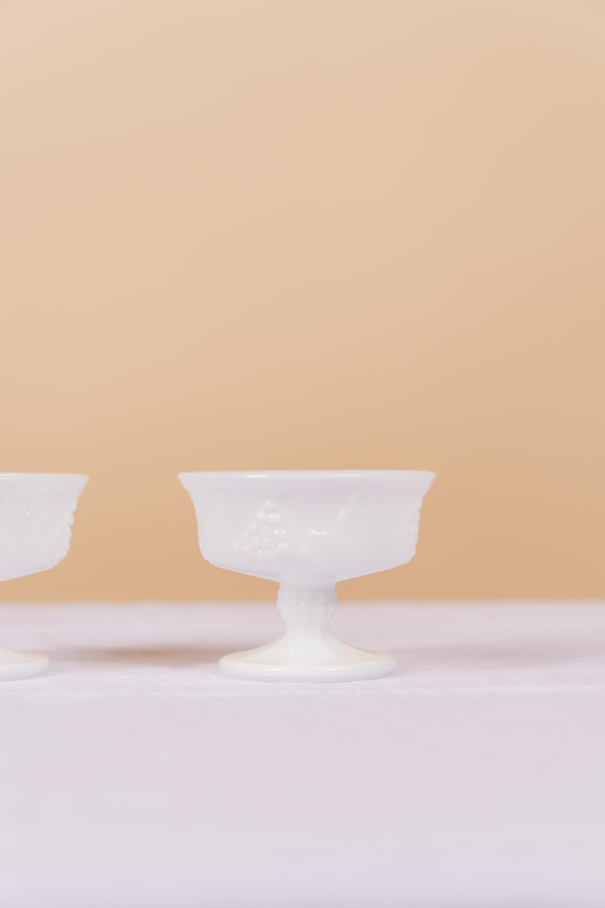 White Pedestal Dessert Bowl Set of 4