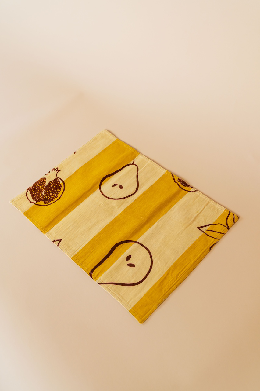 Winter Fruit Placemat Set