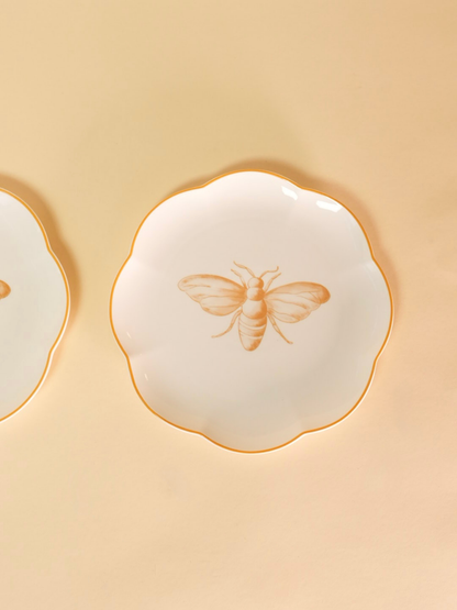 Bumble Scalloped Starter Plate Set