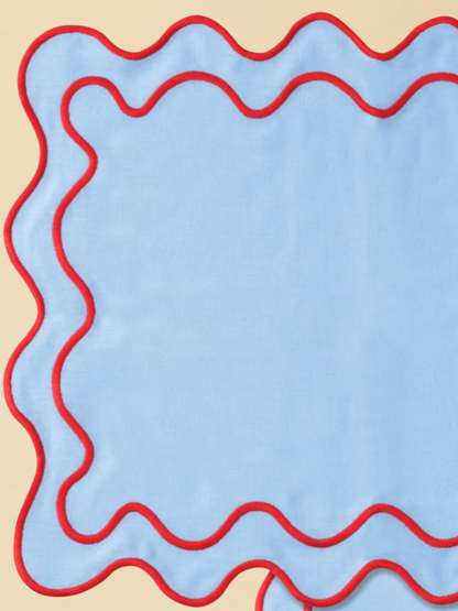 Blue Wavy Scallop Placemat Set