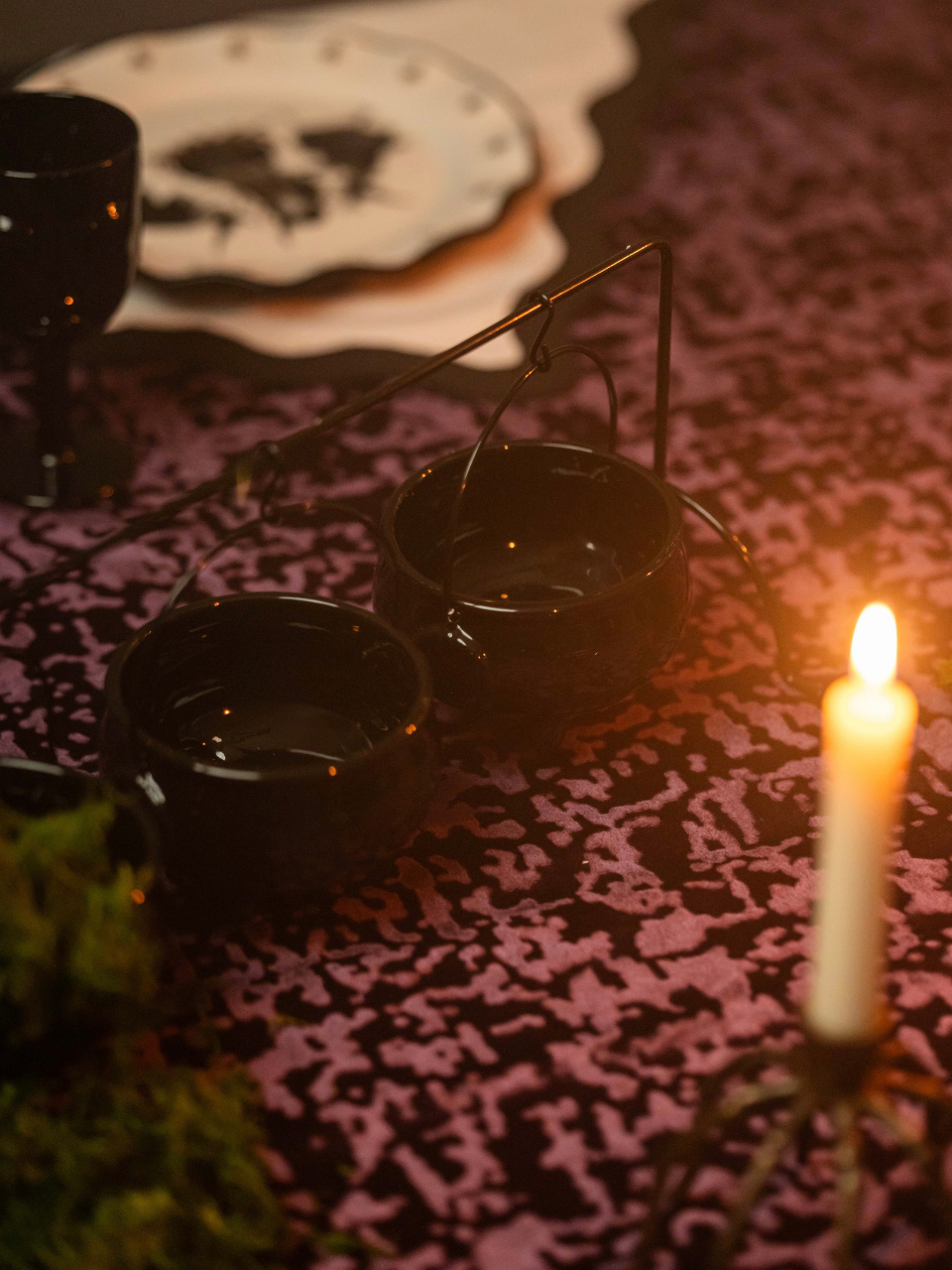 Cauldron Serving Set
