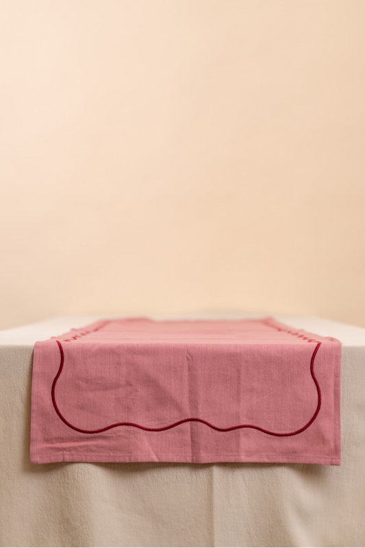 Dusty Rose Wavy Cotton Table Runner