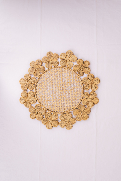 Flowers Around Iraca Placemat