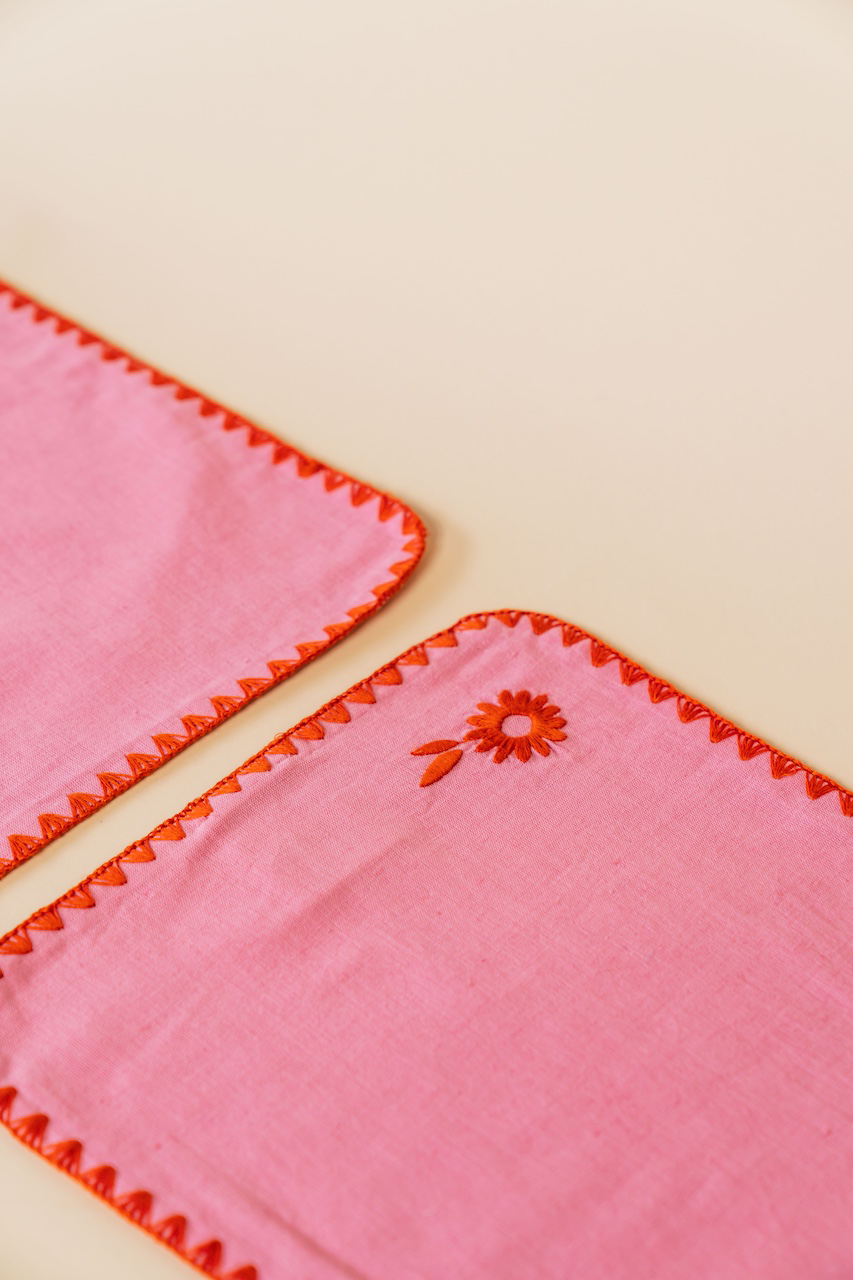 Pink Floral Cotton-Linen Placemat Set