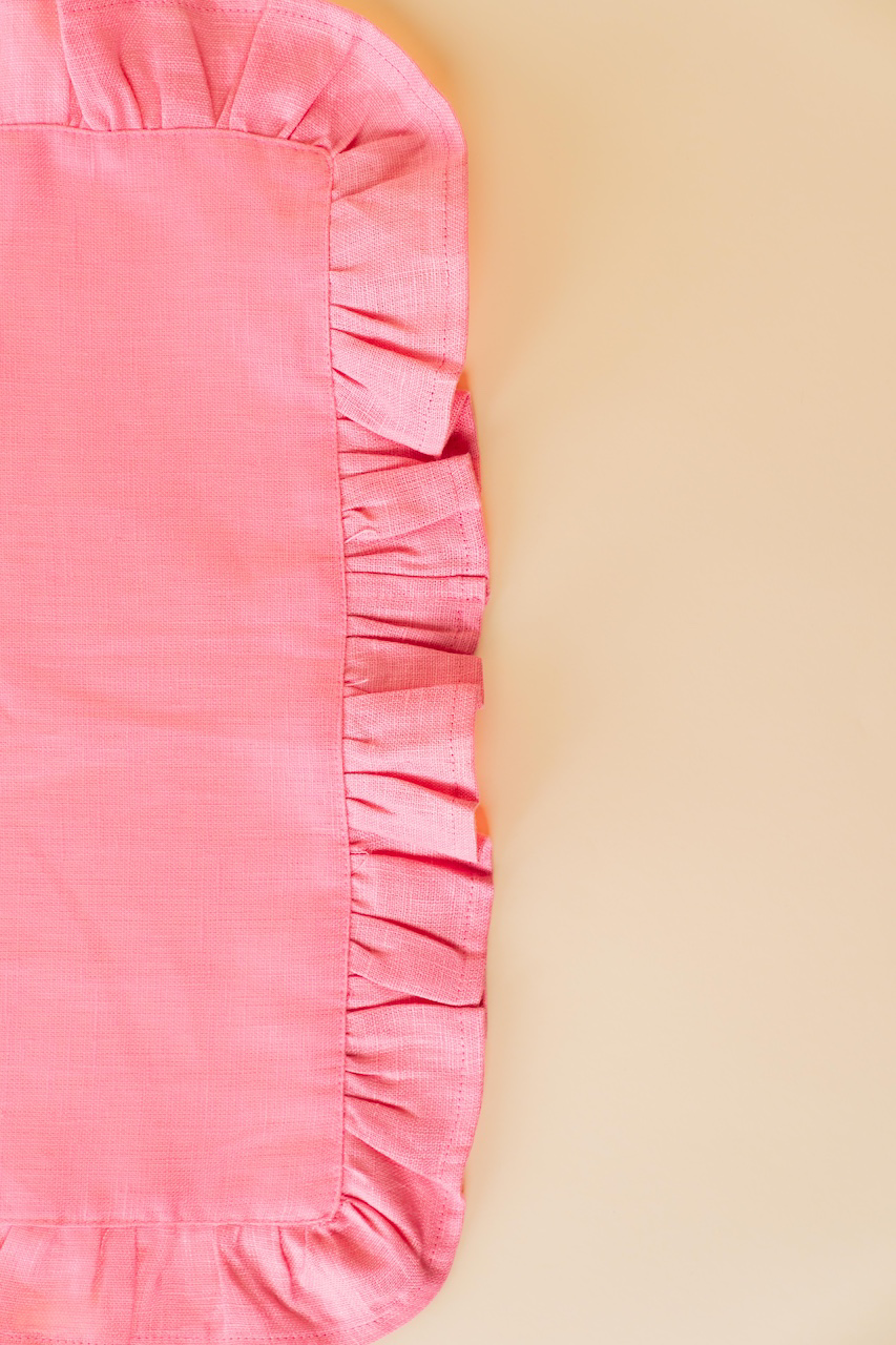 Pink Ruffle Linen Placemat Set