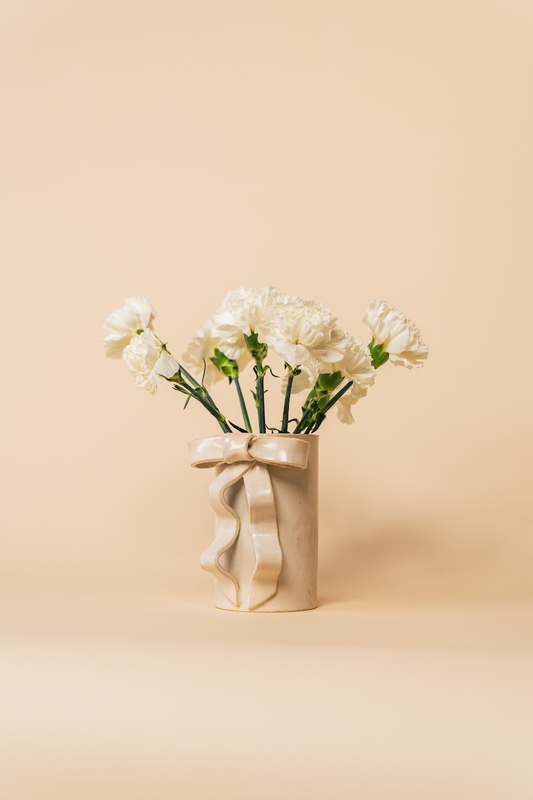 Ribbon Bow Vase