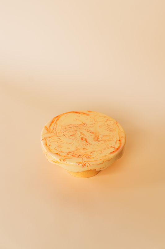 Scallop Resin Cake Stand