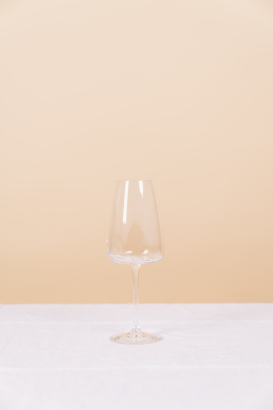 Teardrop Wine Glass 