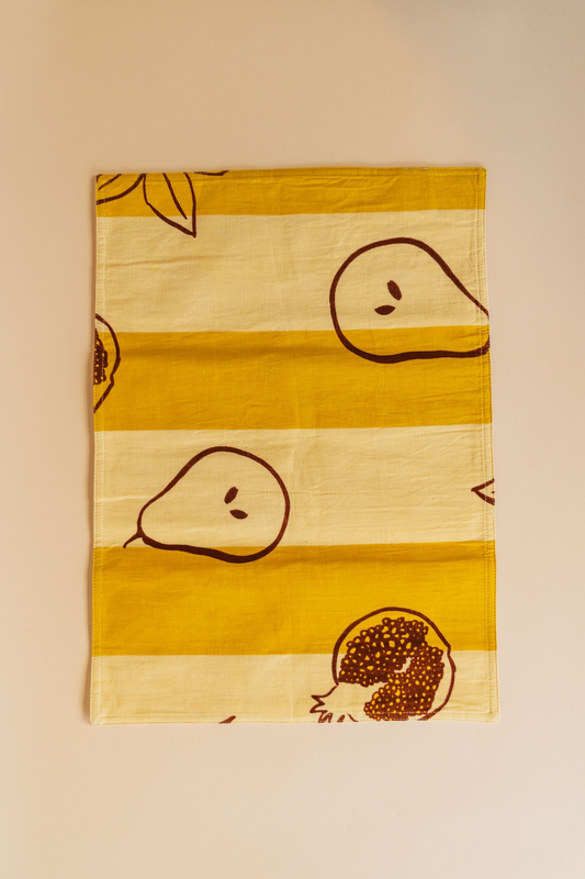 Winter Fruit Placemat Set